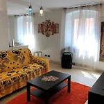 House Claudia By Holiday World